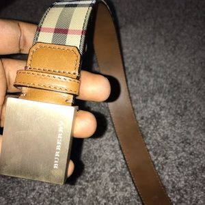 Burberry Vintage Plaque Buckle Belt
